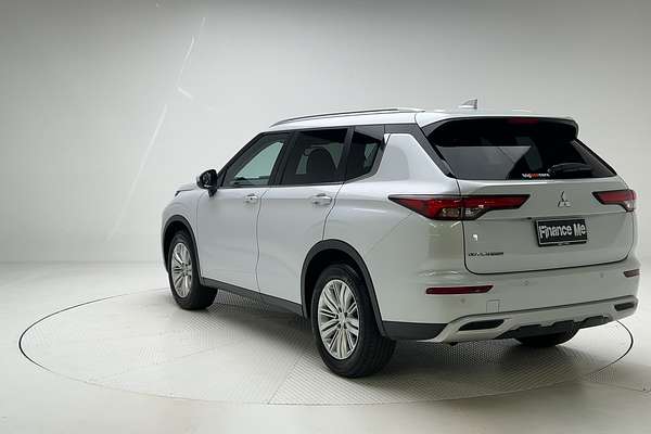 2024 Mitsubishi Outlander LS ZM thumb-5