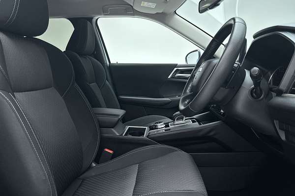 2024 Mitsubishi Outlander LS ZM thumb-12