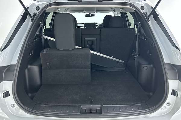 2024 Mitsubishi Outlander LS ZM thumb-20