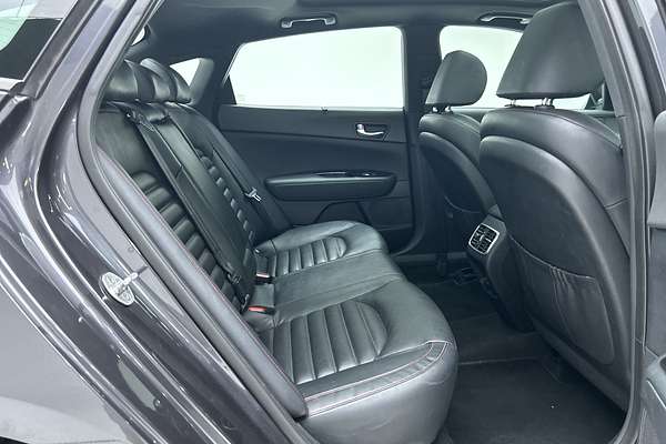 2016 Kia Optima GT JF thumb-11