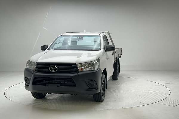 2022 Toyota Hilux Workmate TGN121R Rear Wheel Drive thumb-2