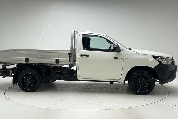 2022 Toyota Hilux Workmate TGN121R Rear Wheel Drive thumb-8