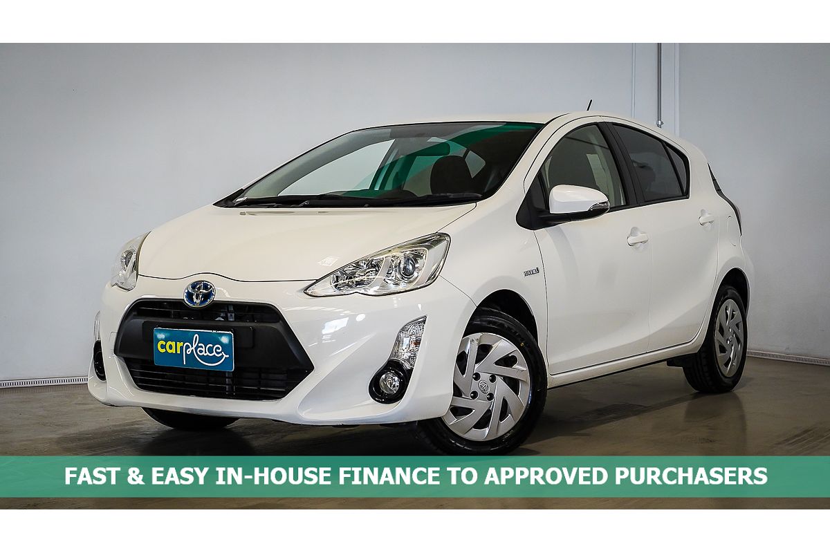 2016 Toyota Prius C NHP10R