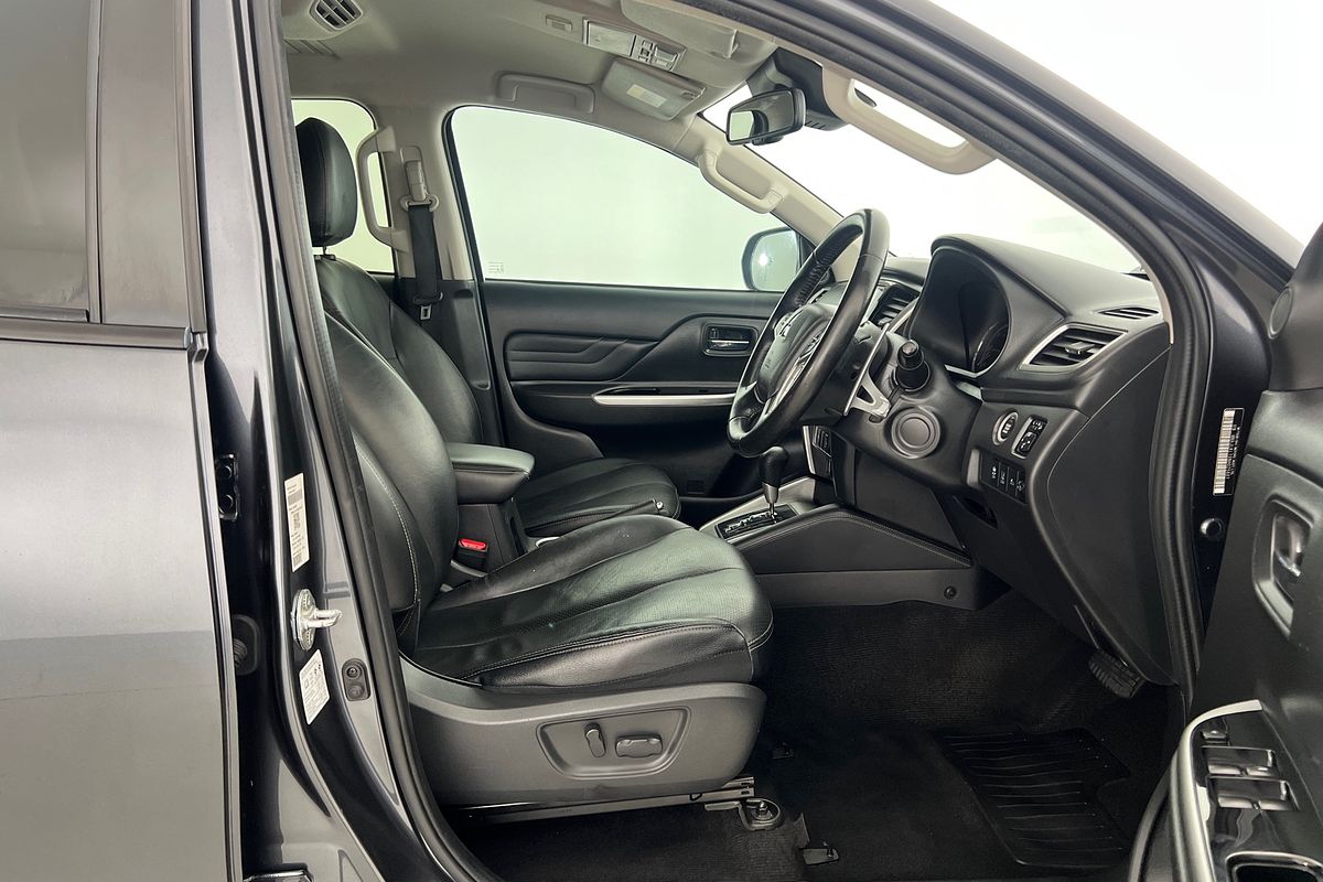 2022 Mitsubishi Triton GSR MR 4X4