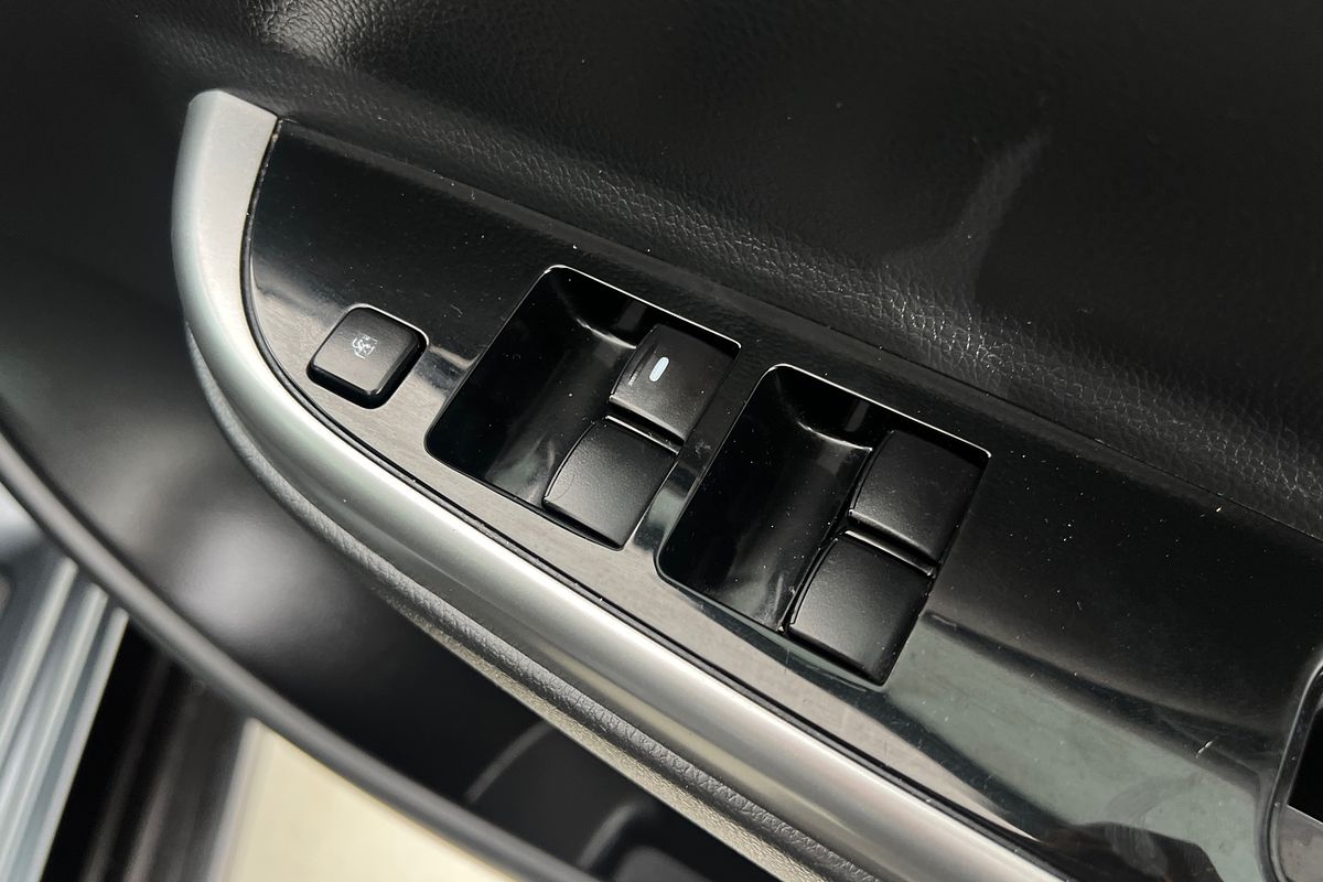 2022 Mitsubishi Triton GSR MR 4X4