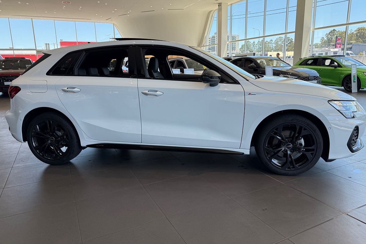 2025 Audi A3 35 TFSI S line GY