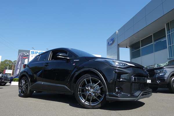 2023 Toyota C-HR GR Sport ZYX10R