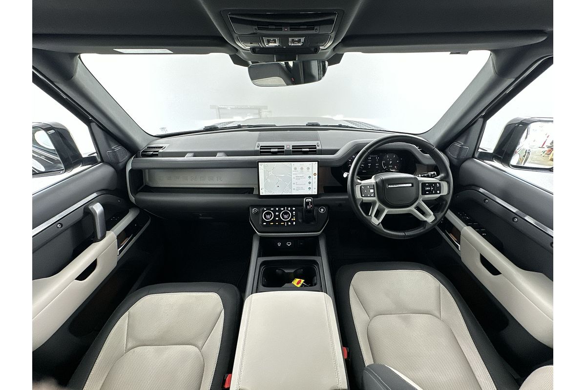 2022 Land Rover Defender 110 D300 X-Dynamic HSE L663