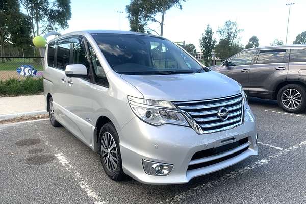 2014 Nissan Serena Highway Star G S-Hybrid
