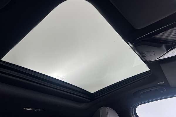 2020 BMW 3 Series 330i M Sport G20 thumb-16