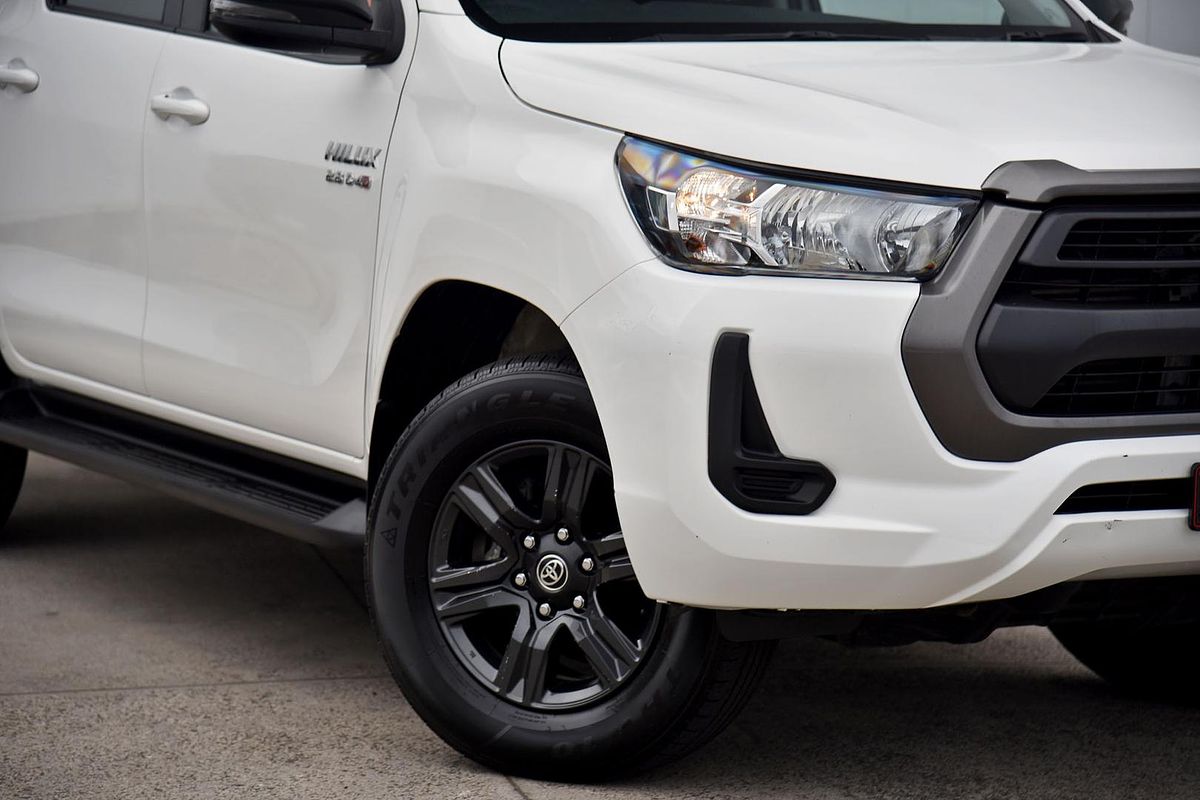 2022 Toyota Hilux SR GUN126R