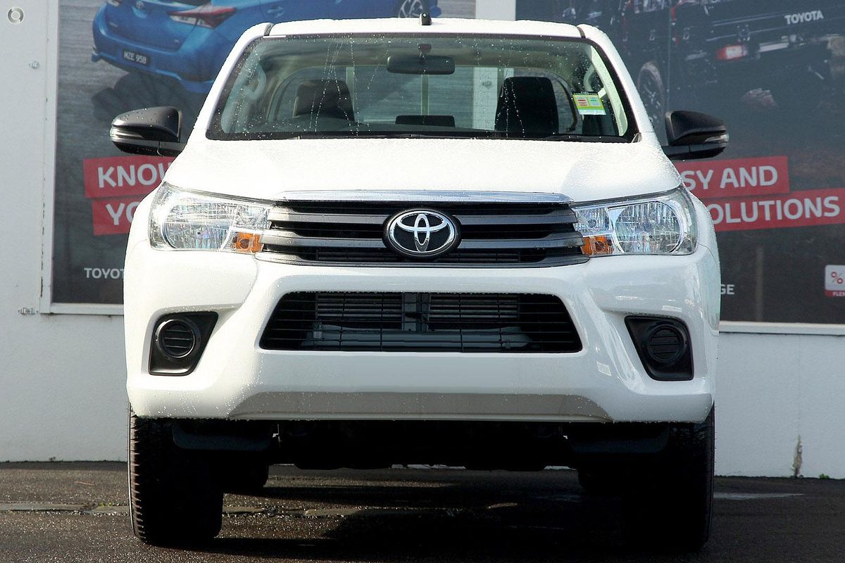 2018 Toyota Hilux SR GUN126R 4X4