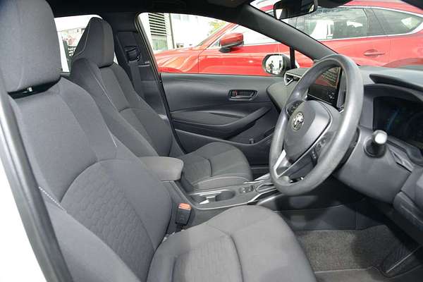 2022 Toyota Corolla Ascent Sport Hybrid ZWE219R thumb-9