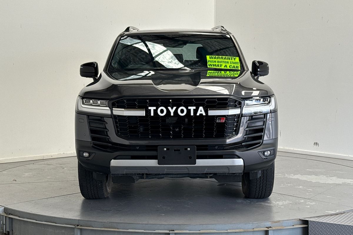 2023 Toyota Landcruiser LC300 GR-S (4x4) FJA300R