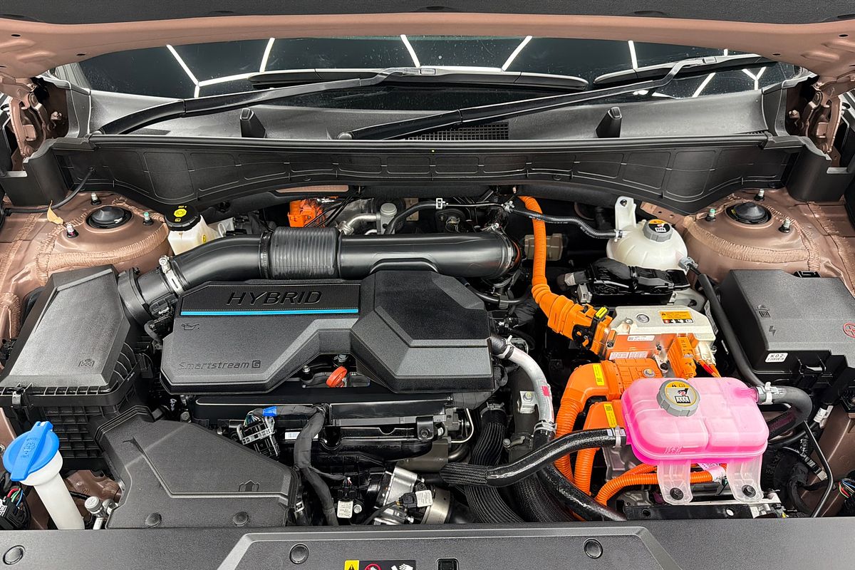 2024 Hyundai Santa Fe Hybrid Calligraphy MX5.V1