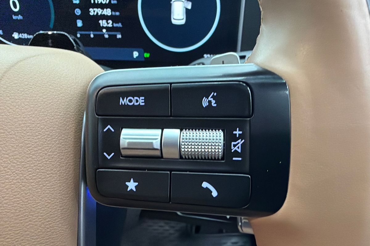 2024 Hyundai Santa Fe Hybrid Calligraphy MX5.V1