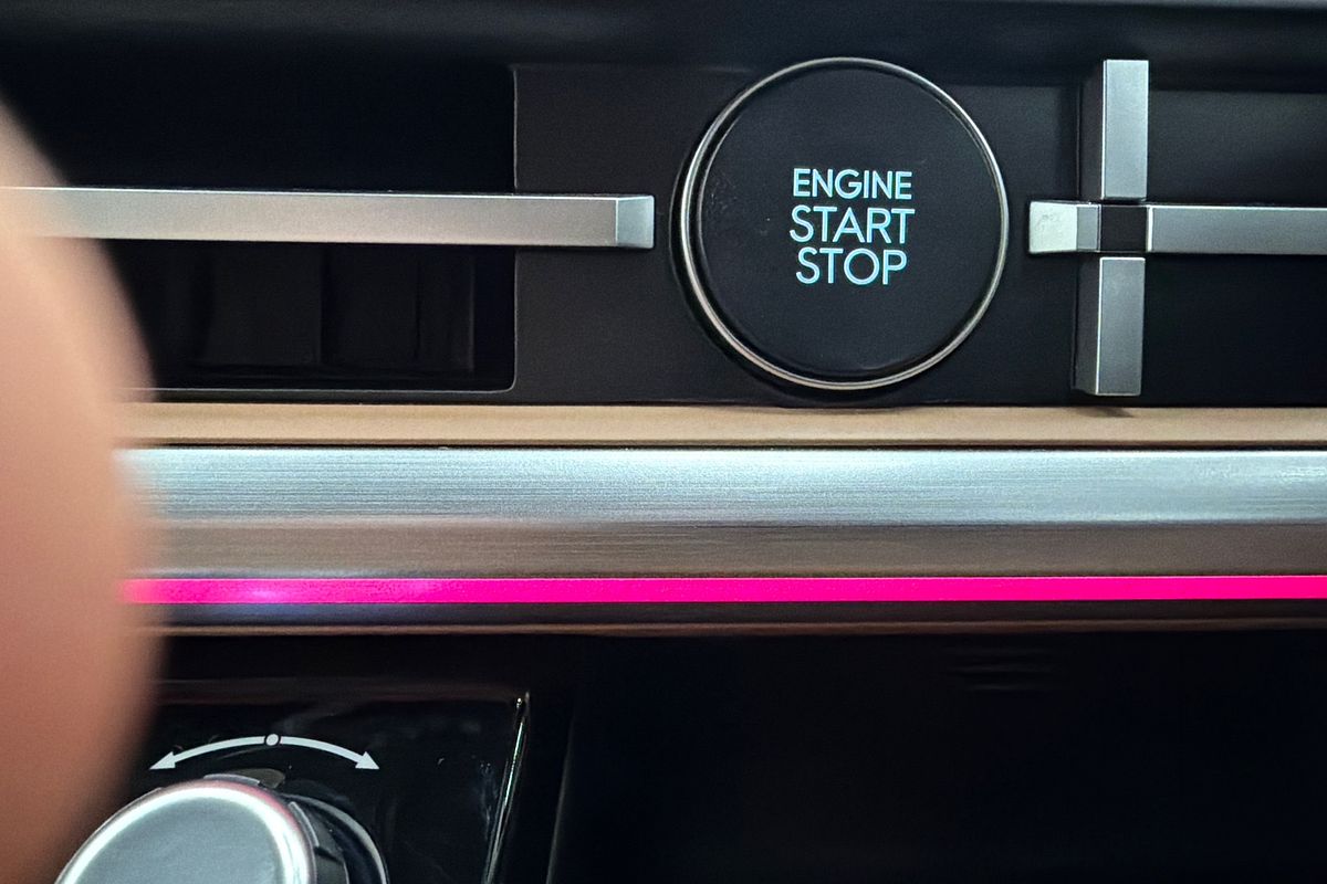 2024 Hyundai Santa Fe Hybrid Calligraphy MX5.V1