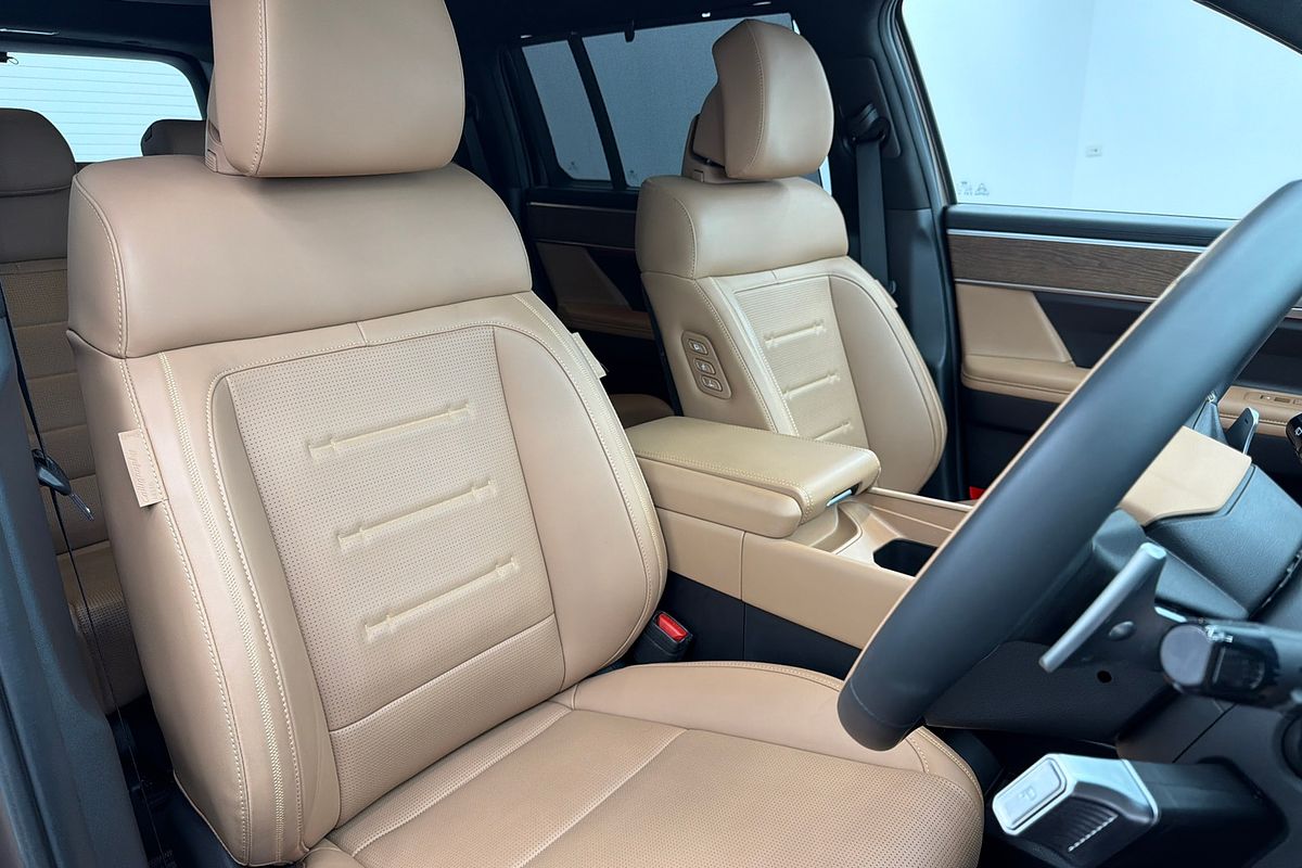 2024 Hyundai Santa Fe Hybrid Calligraphy MX5.V1