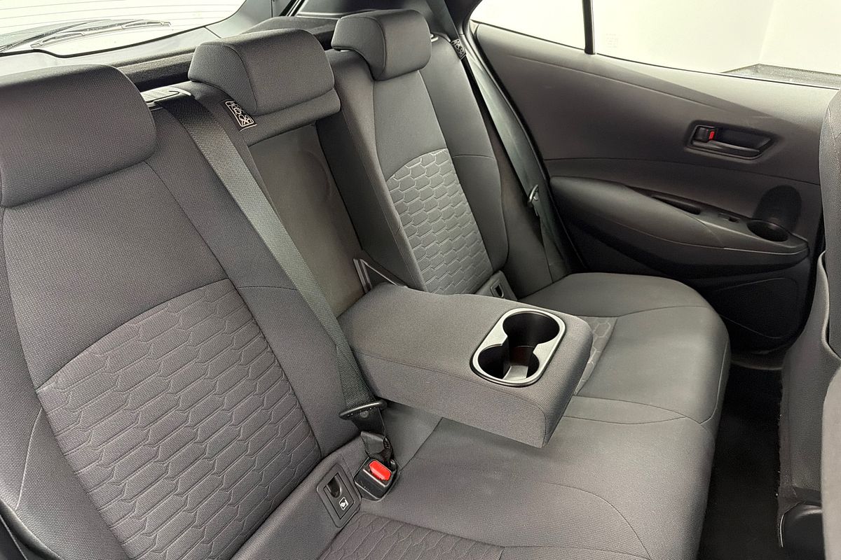 2021 Toyota Corolla Ascent Sport Hybrid ZWE211R