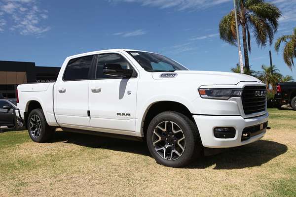 2025 RAM 1500 Laramie Sport Hurricane SO RamBox DT 4X4 SWB