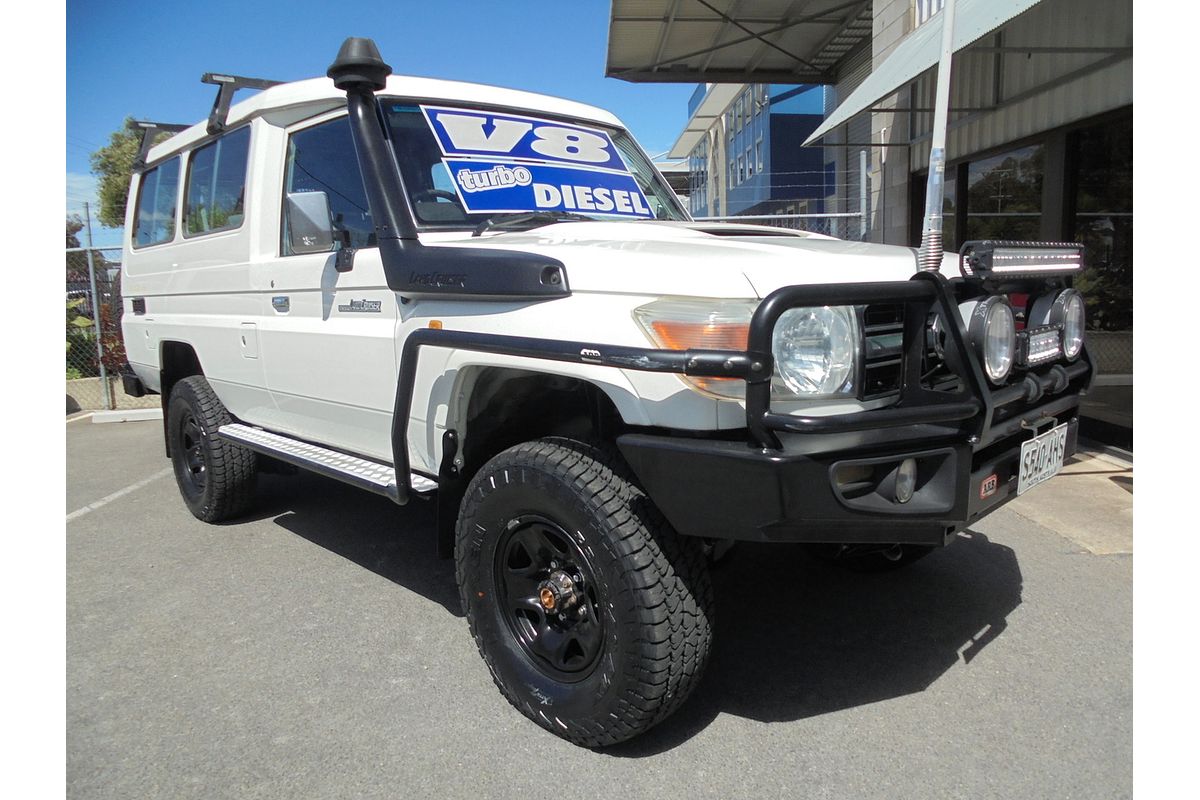 2008 Toyota Landcruiser GXL Troopcarrier VDJ78R