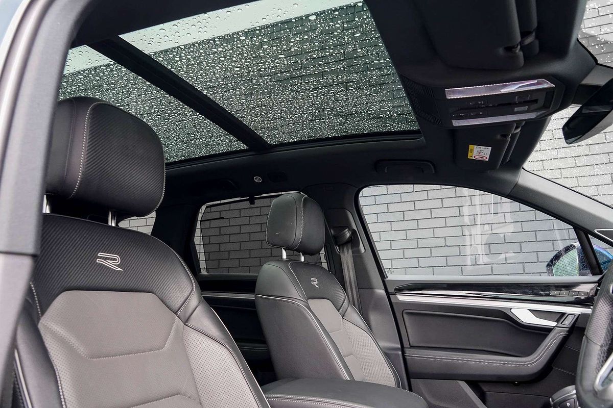 2022 Volkswagen Touareg 210TDI R-Line CR