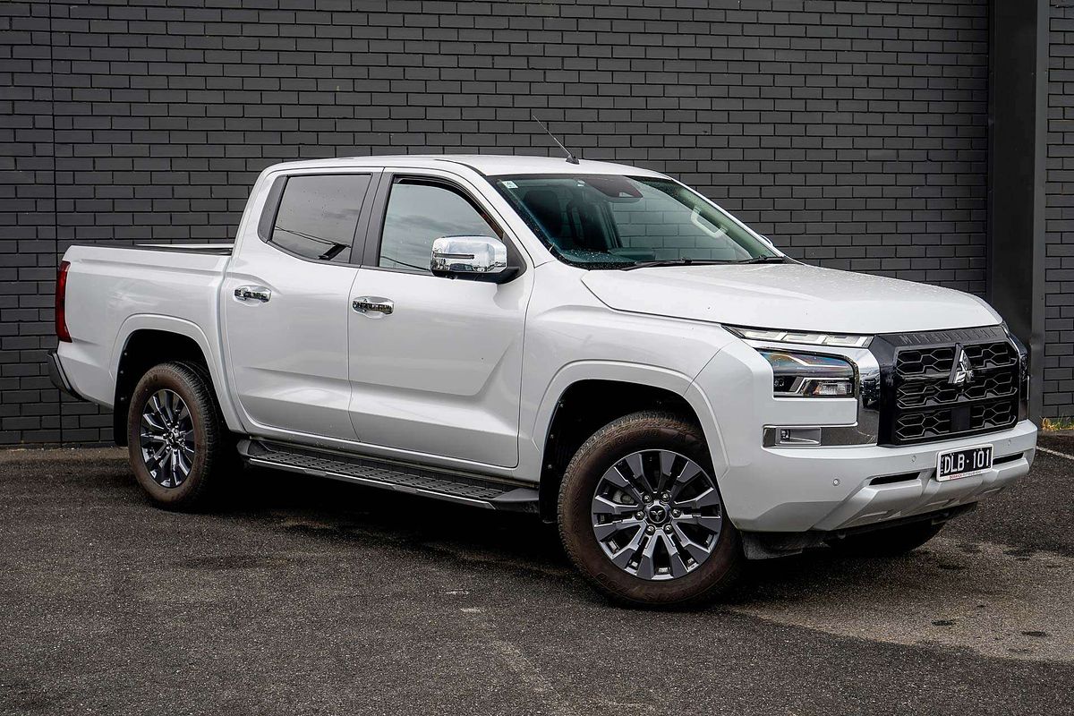 2025 Mitsubishi Triton GLS MV 4X4