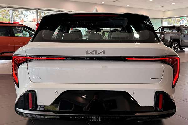 2025 Kia K4 GT-Line CL4m thumb-4