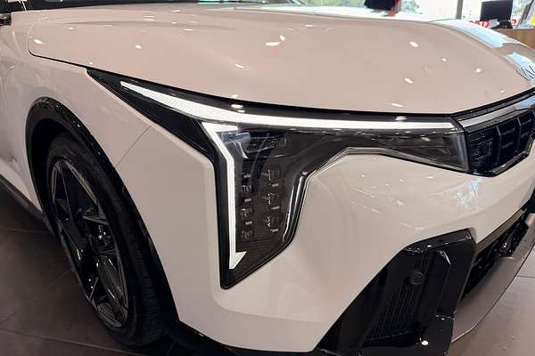 2025 Kia K4 GT-Line CL4m thumb-7