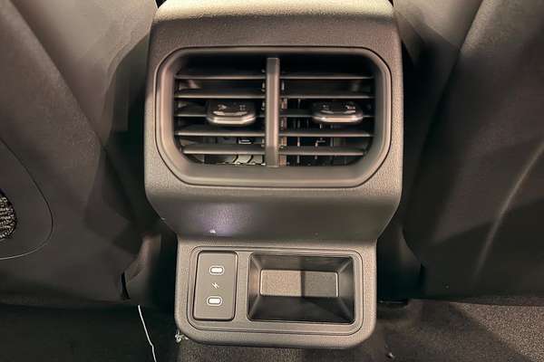 2025 Kia K4 GT-Line CL4m thumb-29