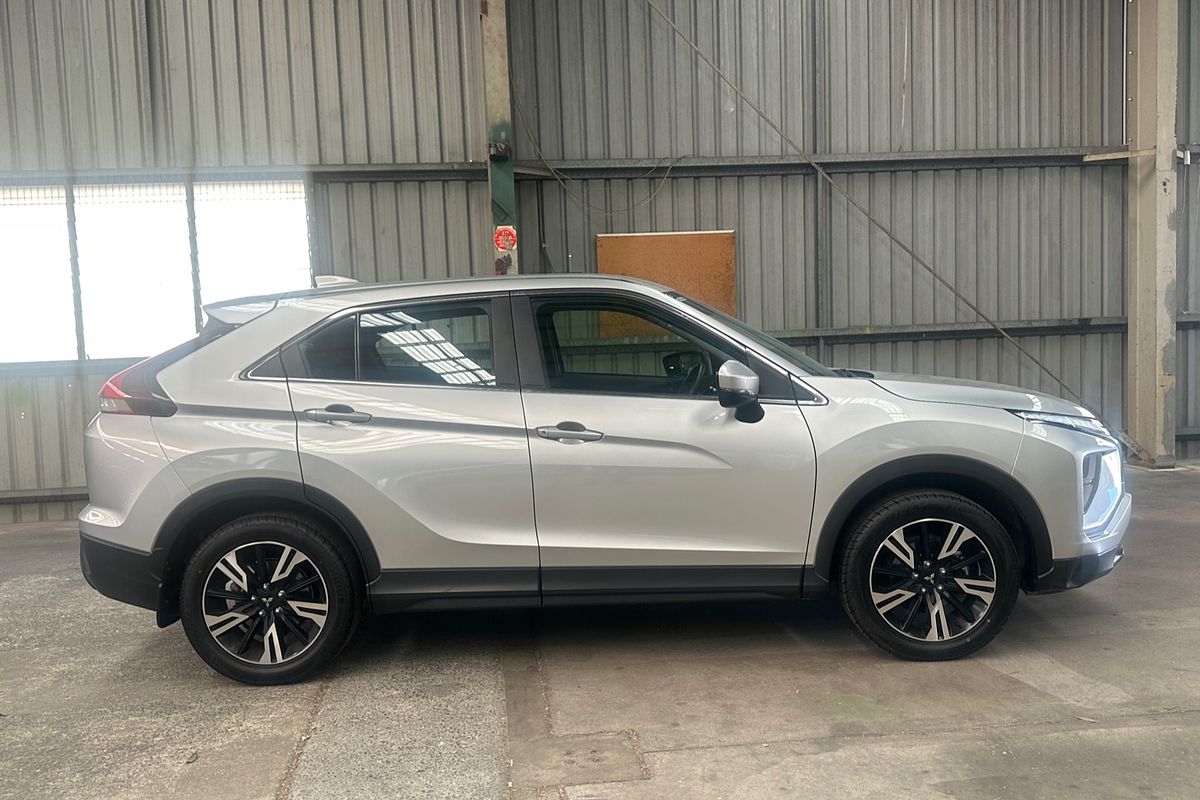 2022 Mitsubishi Eclipse Cross ES YB