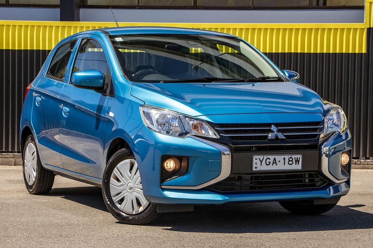2020 Mitsubishi Mirage ES LB