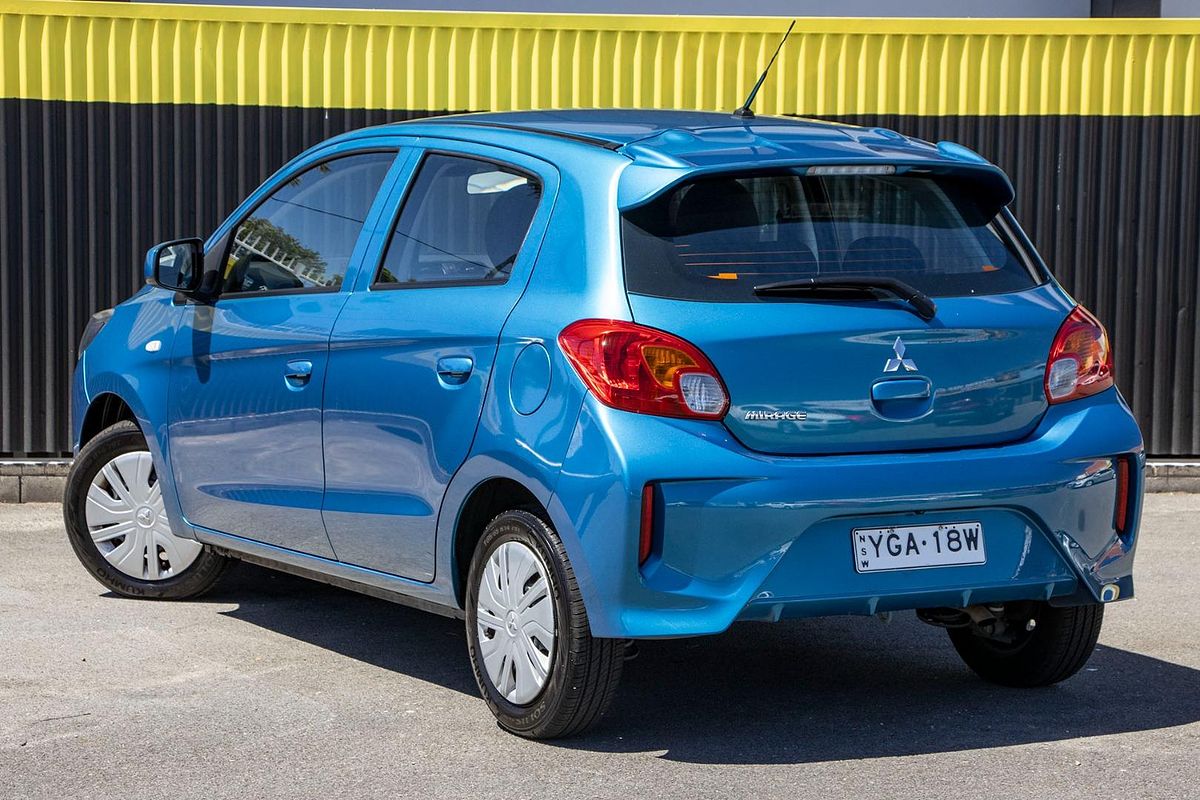 2020 Mitsubishi Mirage ES LB