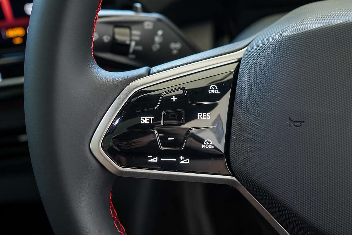 2025 Volkswagen ID.4 GTX E2