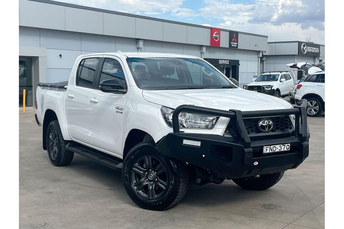 2024 Toyota Hilux SR GUN126R 4X4