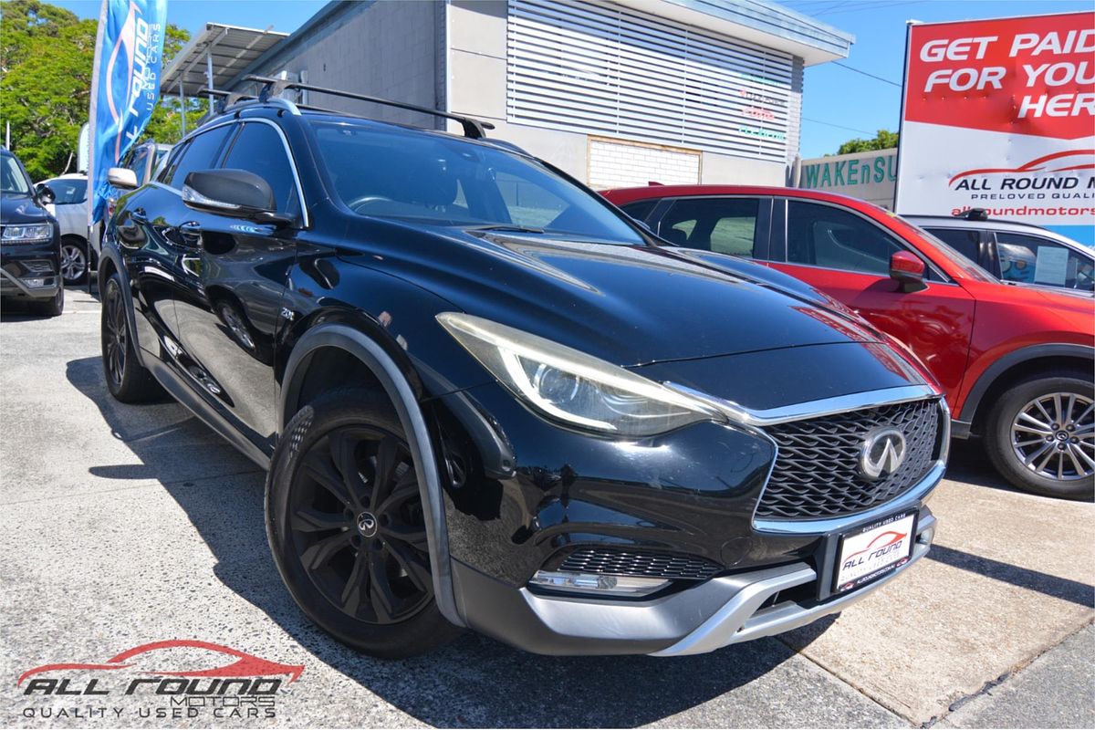 2017 INFINITI QX30 Premium H15