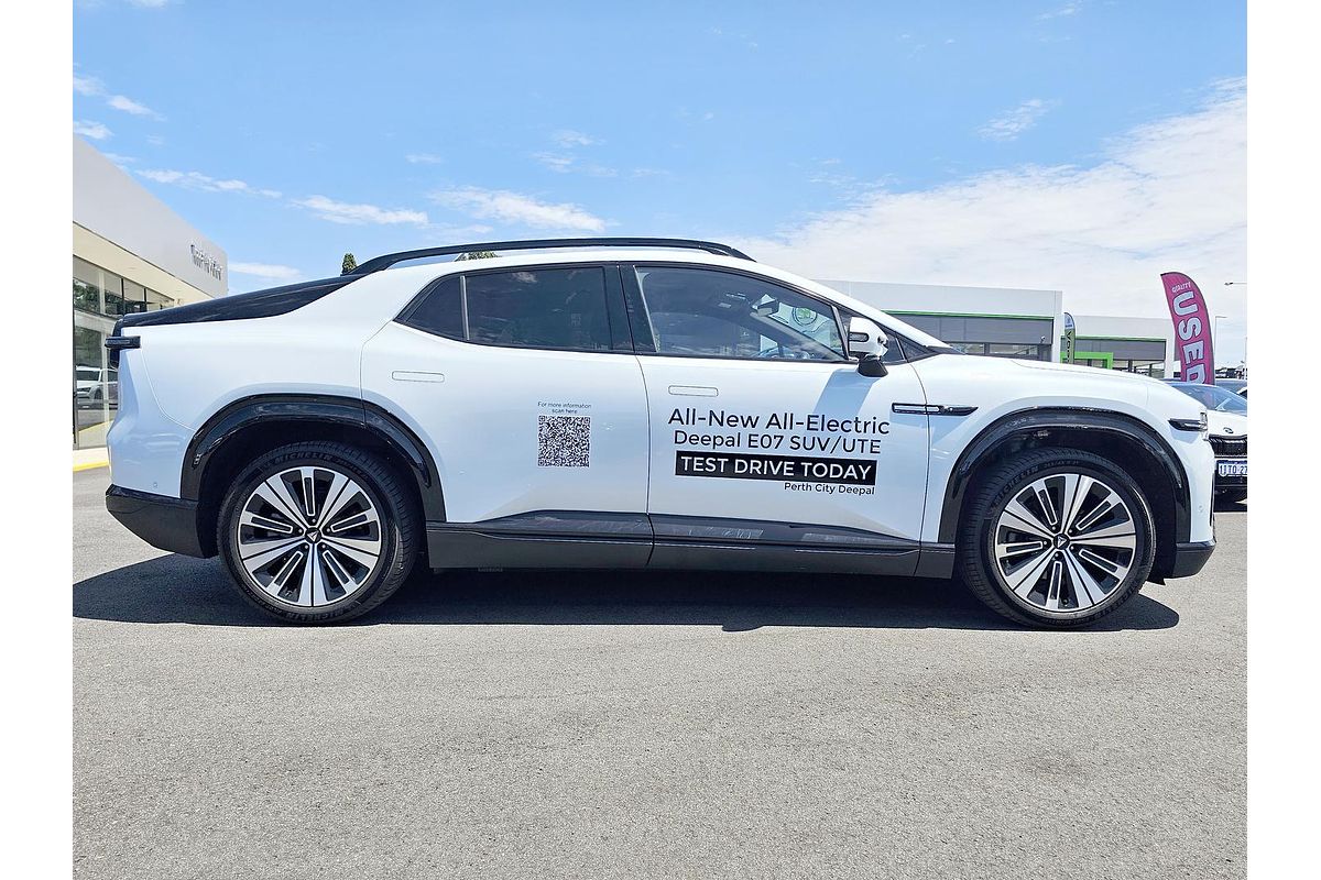 2025 Deepal E07 Performance