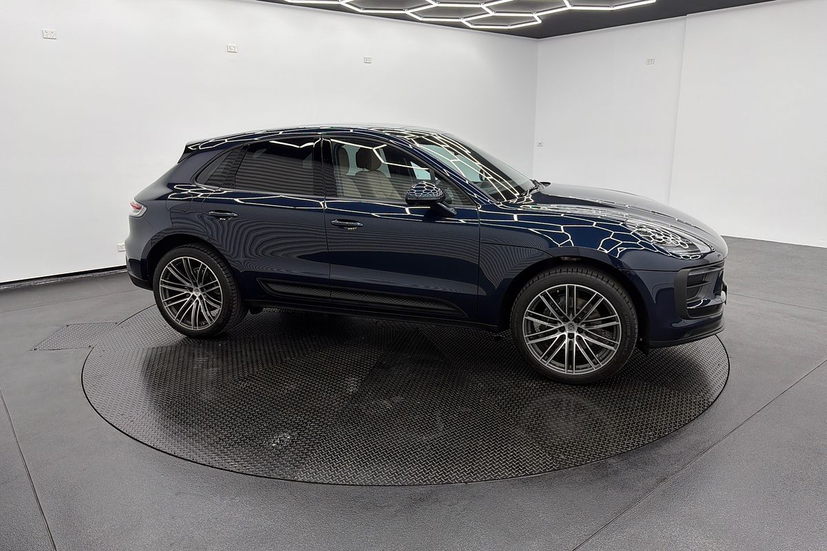 2023 Porsche Macan 95B