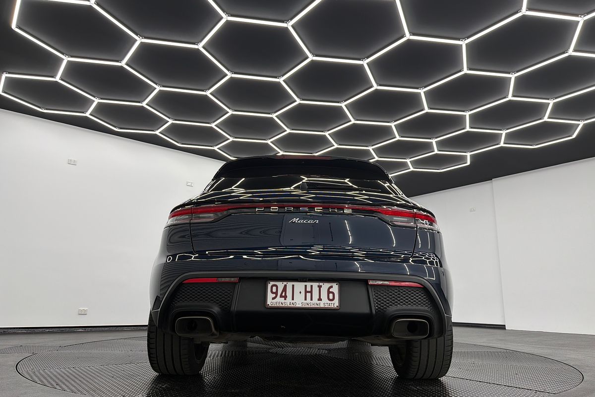 2023 Porsche Macan 95B