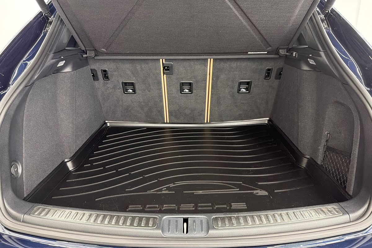 2023 Porsche Macan 95B