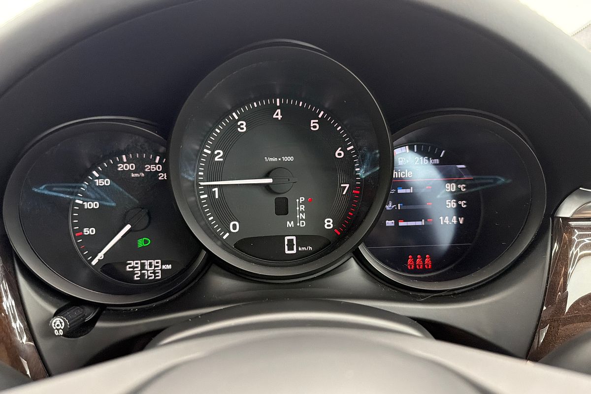 2023 Porsche Macan 95B