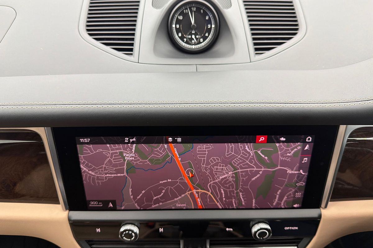 2023 Porsche Macan 95B