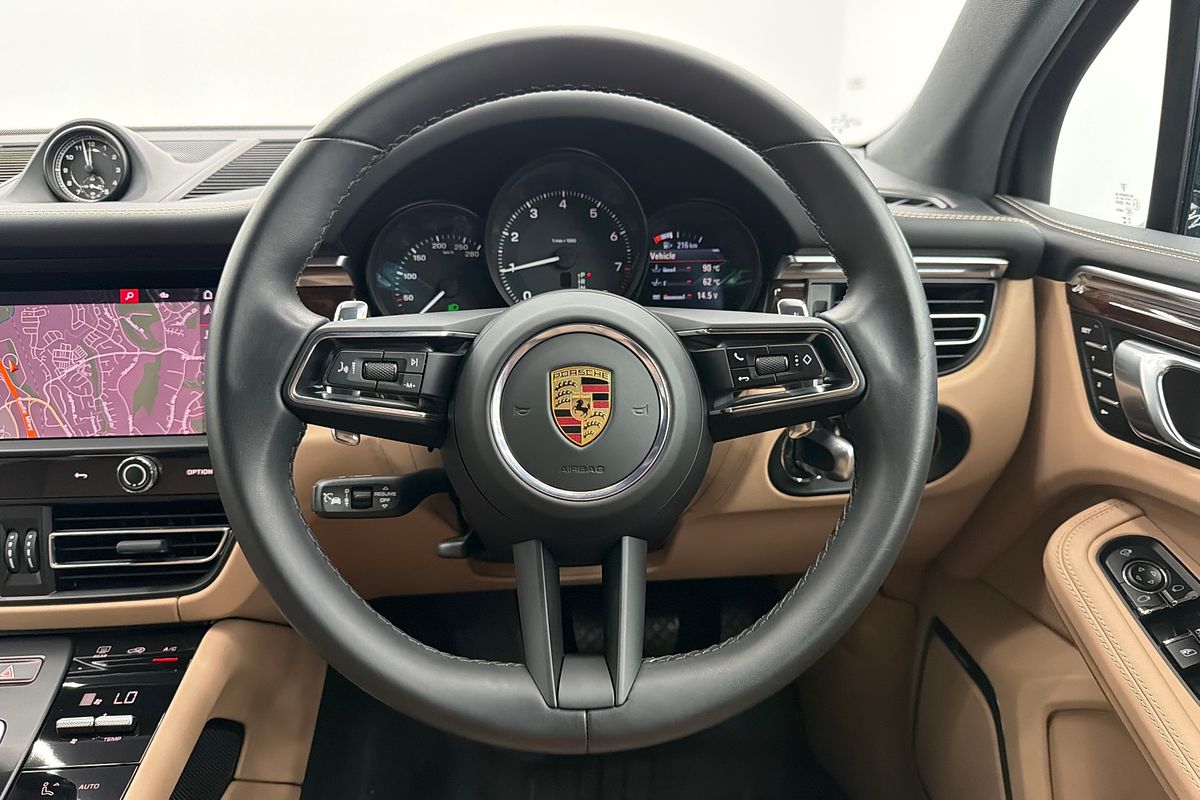 2023 Porsche Macan 95B