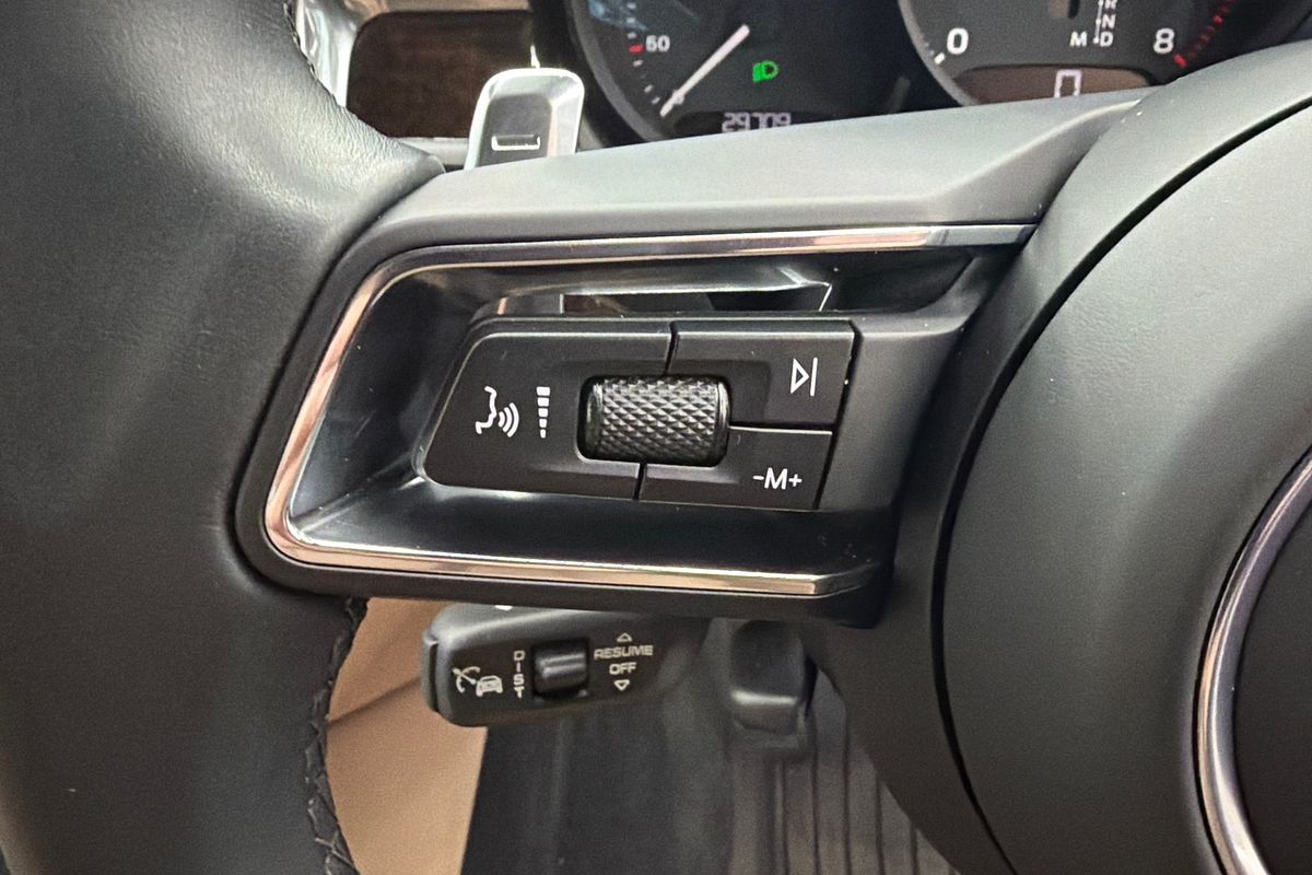 2023 Porsche Macan 95B