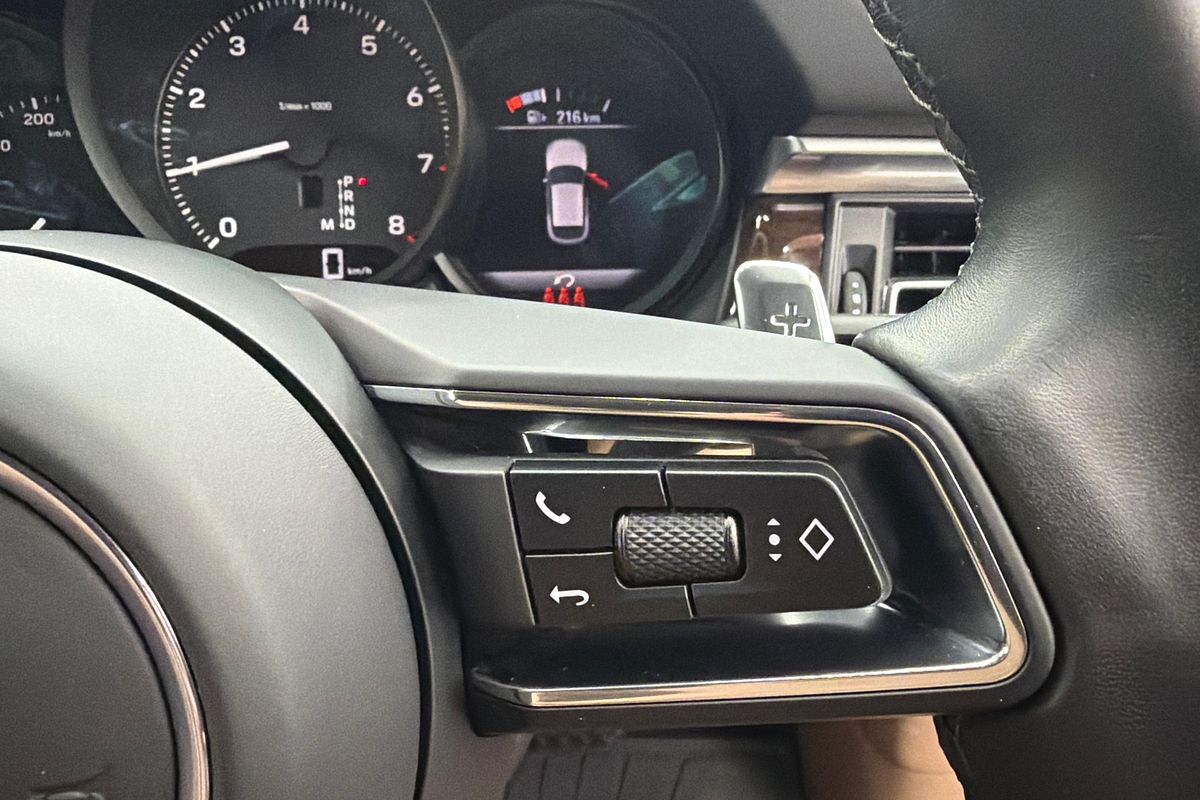 2023 Porsche Macan 95B