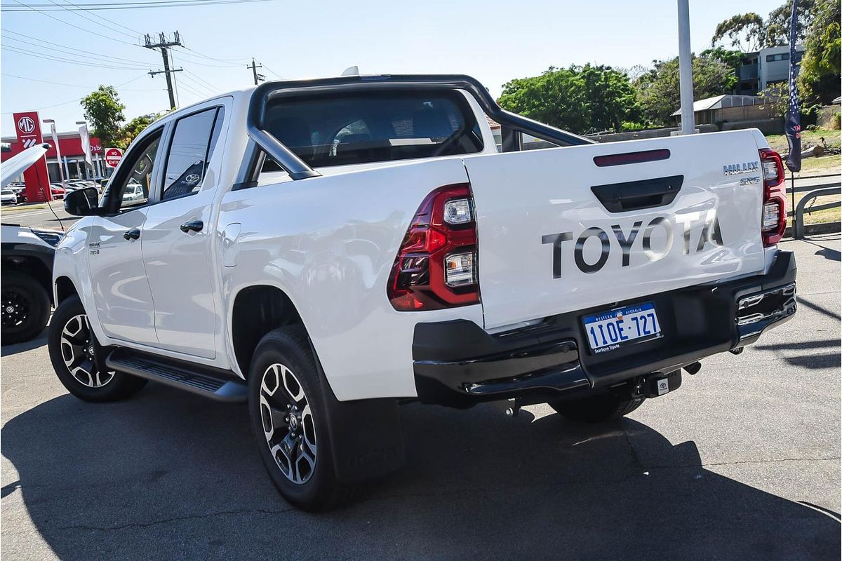 2025 Toyota Hilux SR5 48V GUN126R 4X4