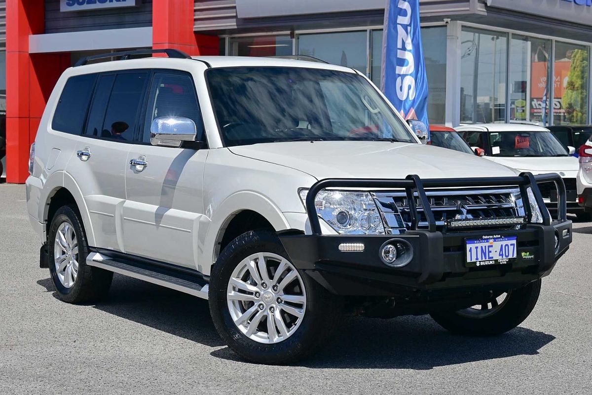 2015 Mitsubishi Pajero GLS NX