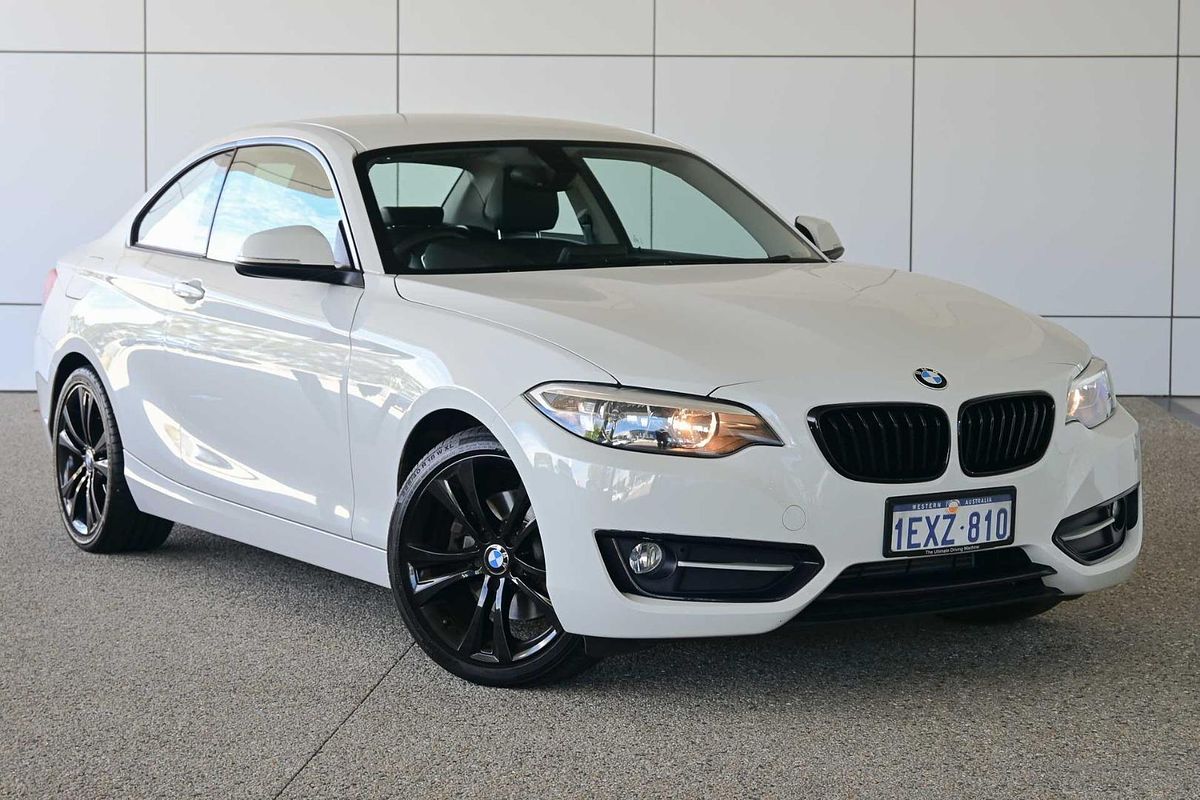 2015 BMW 2 Series 220i Sport Line F22