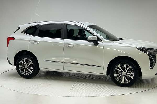 2023 GWM Haval Jolion Lux A01 thumb-3