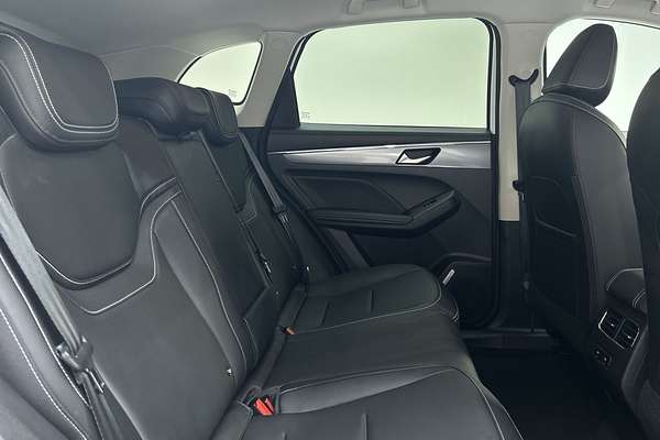 2023 GWM Haval Jolion Lux A01 thumb-11